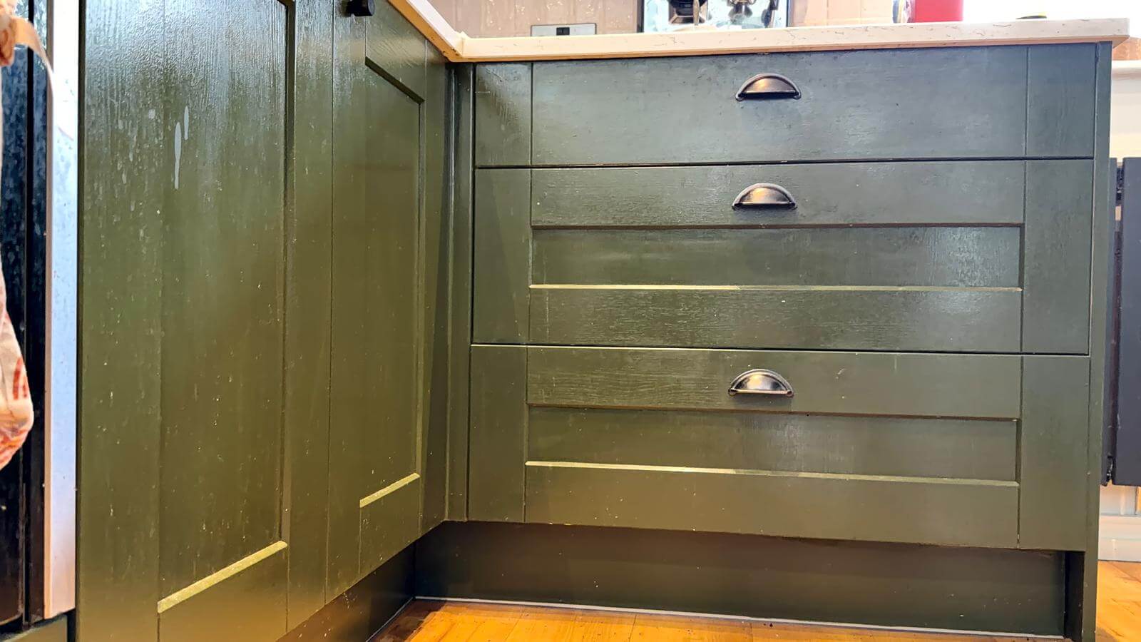 Before - Kitchen drawers